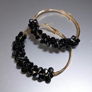 Chic Elegance: Black & Gold Beaded Hoop Earrings NWT Jewelry